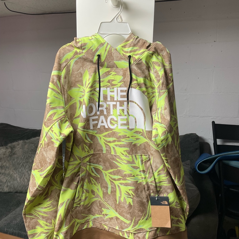 North face hoodie ski